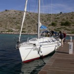 Kornaten Marina Jezera. Steg